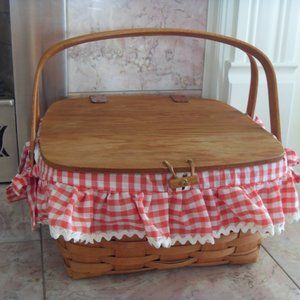1991 Longaberger Picnic Basket